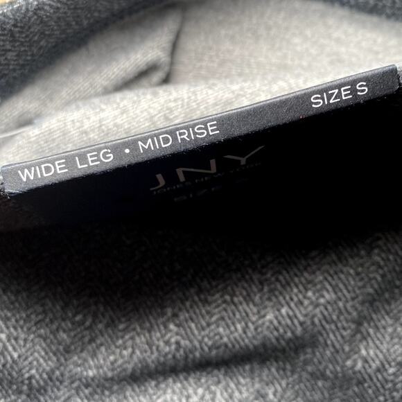 Jones New York - Gray Wide Leg Stretch Pants - New with Tags! - Picture 8 of 14